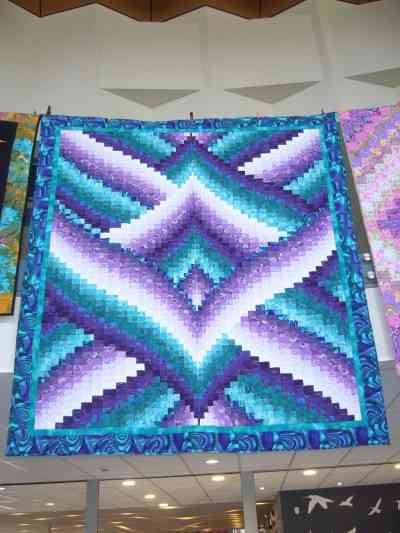 QUILTING DISPLAY