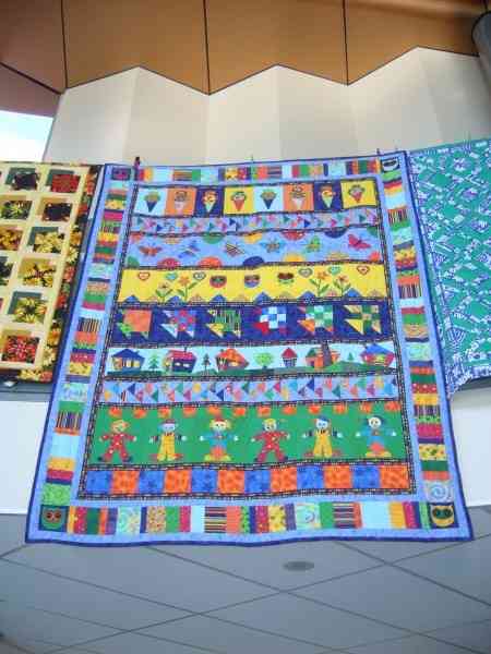 QUILTING DISPLAY