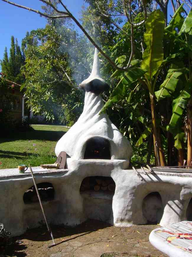The Wood Fired Clay Oven