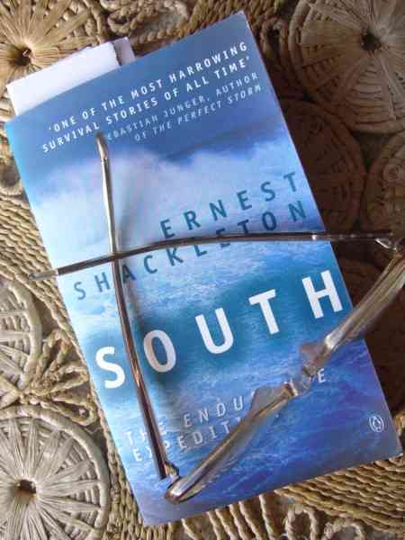 SOUTH by E. Shackleton