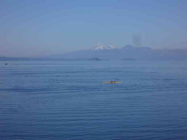 Walk along Lake Taupo