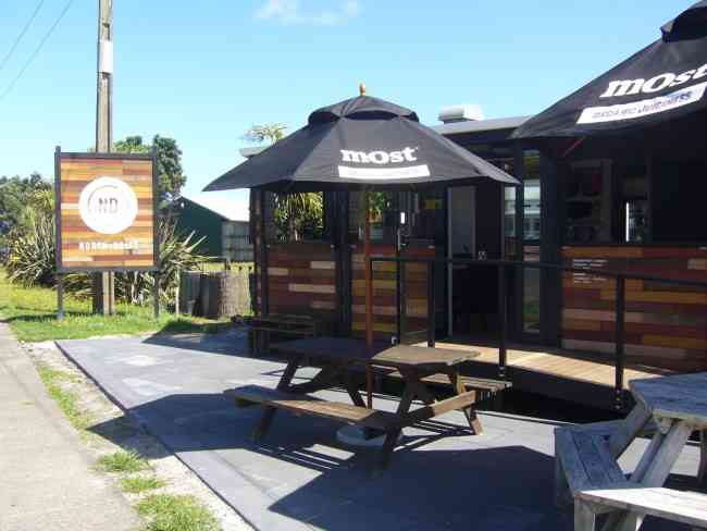 COFFEE SHOP IN AHIPARA