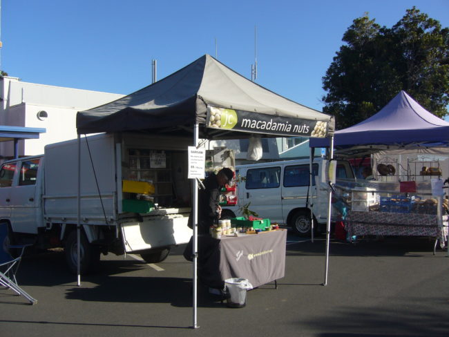 SUNDAY MORNING: Some people are selling anc buying